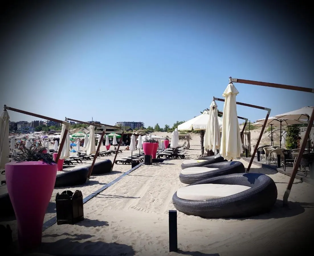 Apartments Oasis Vip Club Sunny Beach